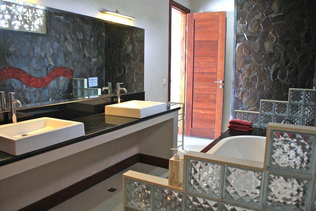 Jennys Place Ξενοδοχείο Lembongan Δωμάτιο φωτογραφία