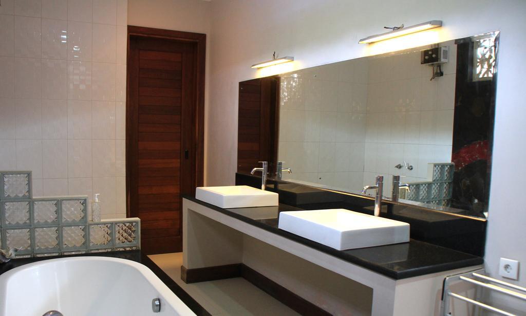 Jennys Place Ξενοδοχείο Lembongan Δωμάτιο φωτογραφία